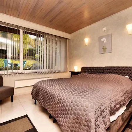 Pure Filly Relax Retreat Houffalize